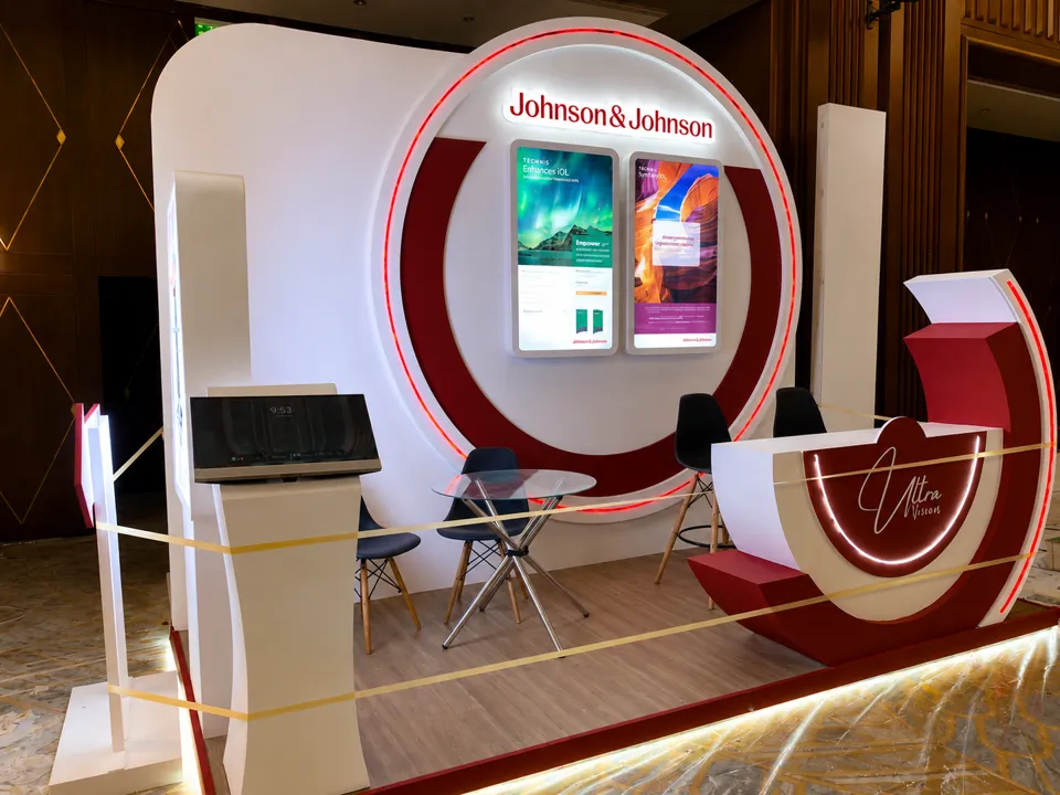 Johnson & Johnson red circular exhibition booth